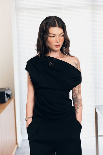 Asymmetrical Off-Shoulder Top - 0T1089 - Black