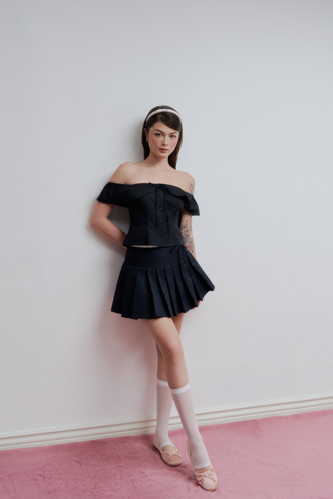 Pleated Panel Mini Skirt - 0S0265 - Black