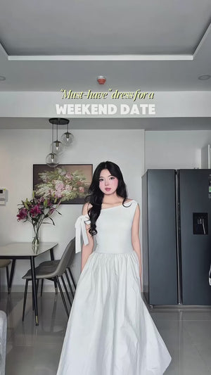 Customer wearing Off-Shoulder Poplin Midi Dress - 1D0679 - White
